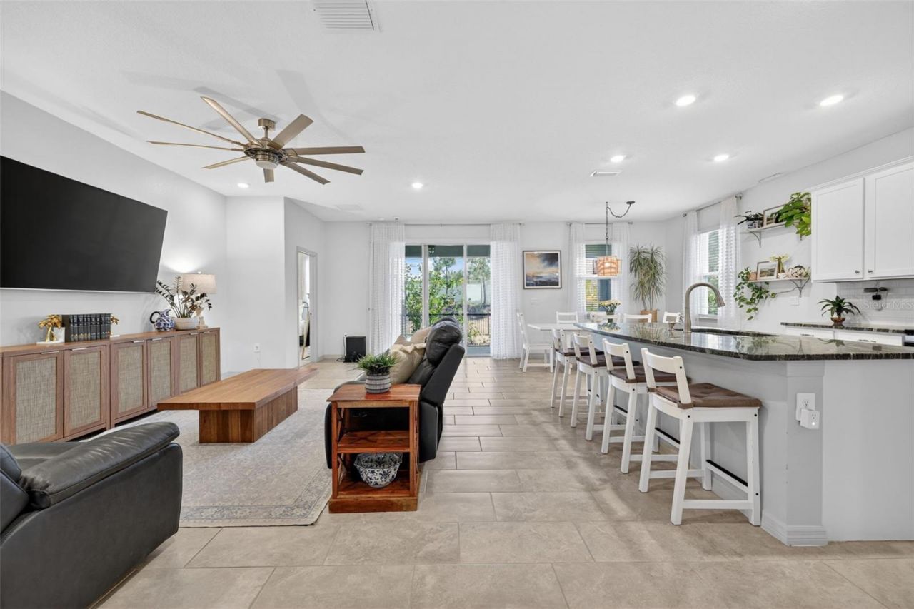 5667 Woodland Sage Drive, Sarasota, FL 34238 Photo