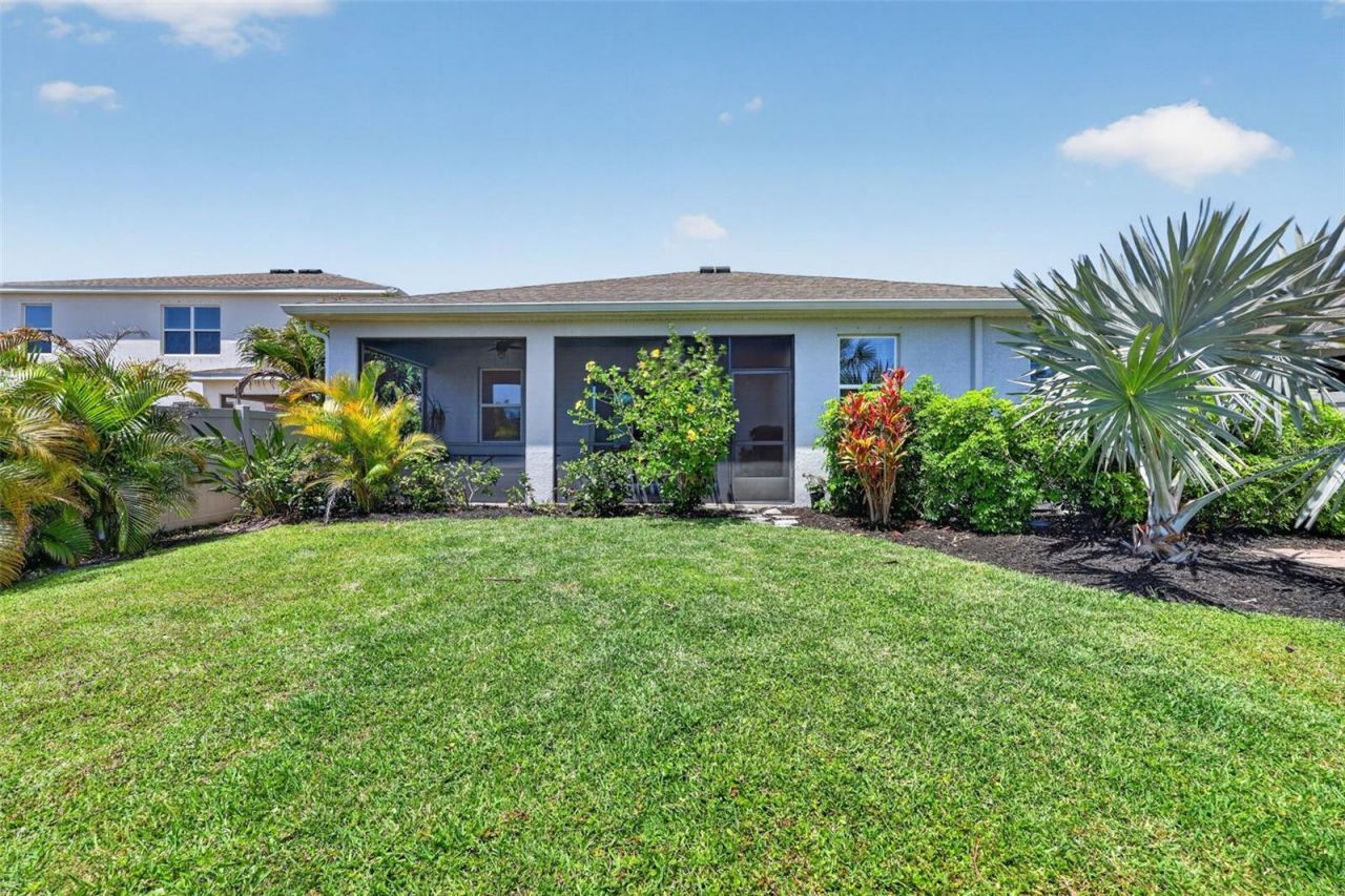 5667 Woodland Sage Drive, Sarasota, FL 34238 Photo