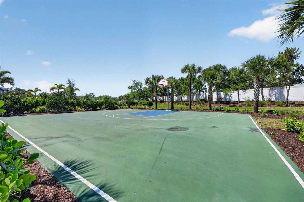 5667 Woodland Sage Drive, Sarasota, FL 34238 Photo