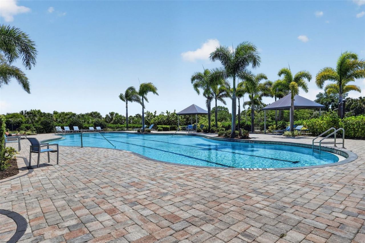 5667 Woodland Sage Drive, Sarasota, FL 34238 Photo