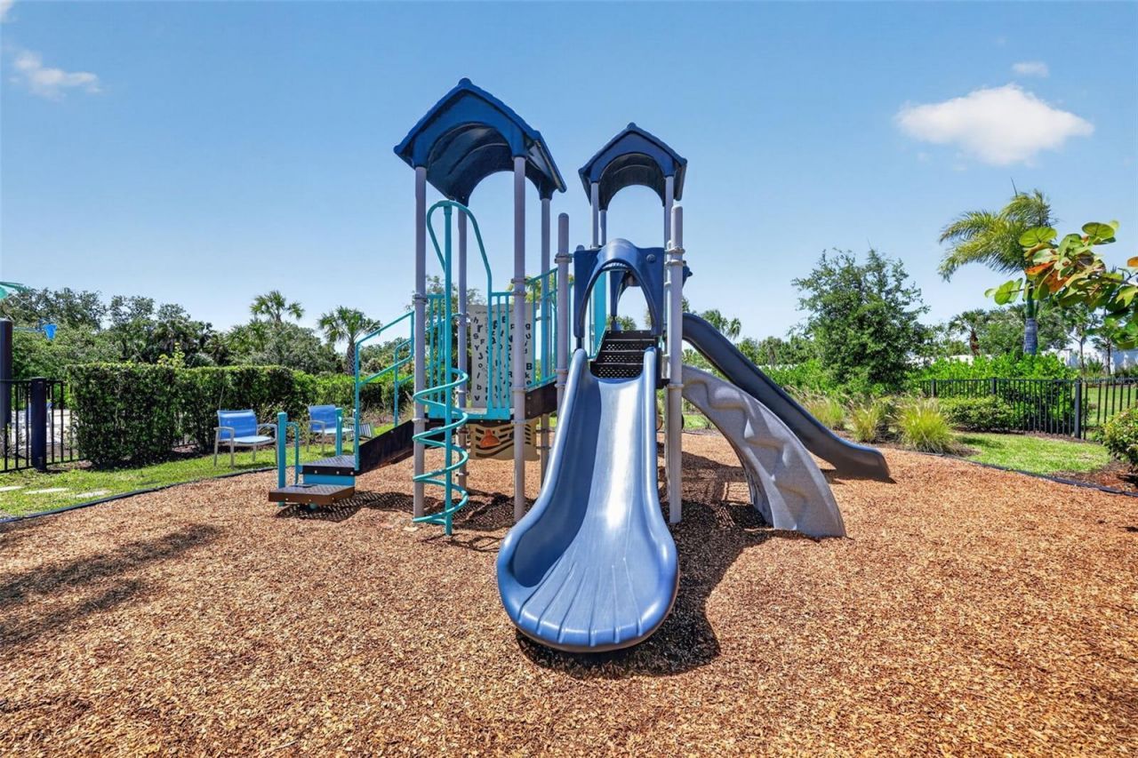 5667 Woodland Sage Drive, Sarasota, FL 34238 Photo