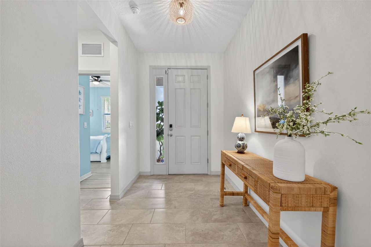 5667 Woodland Sage Drive, Sarasota, FL 34238 Photo