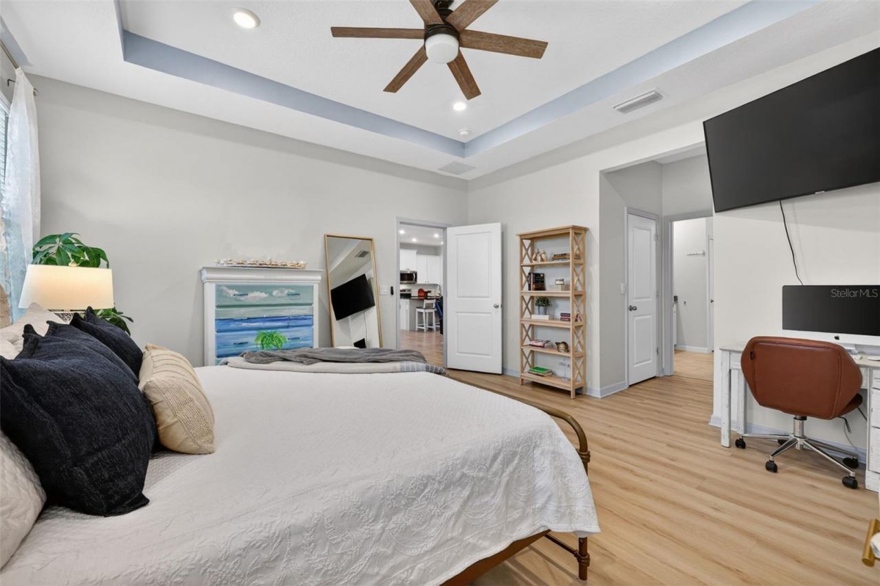 5667 Woodland Sage Drive, Sarasota, FL 34238 Photo