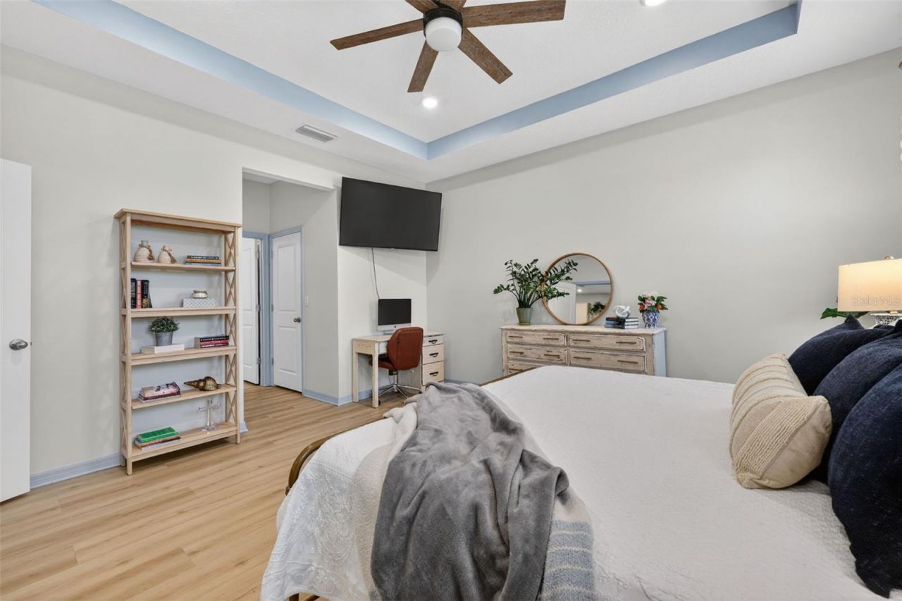 5667 Woodland Sage Drive, Sarasota, FL 34238 Photo