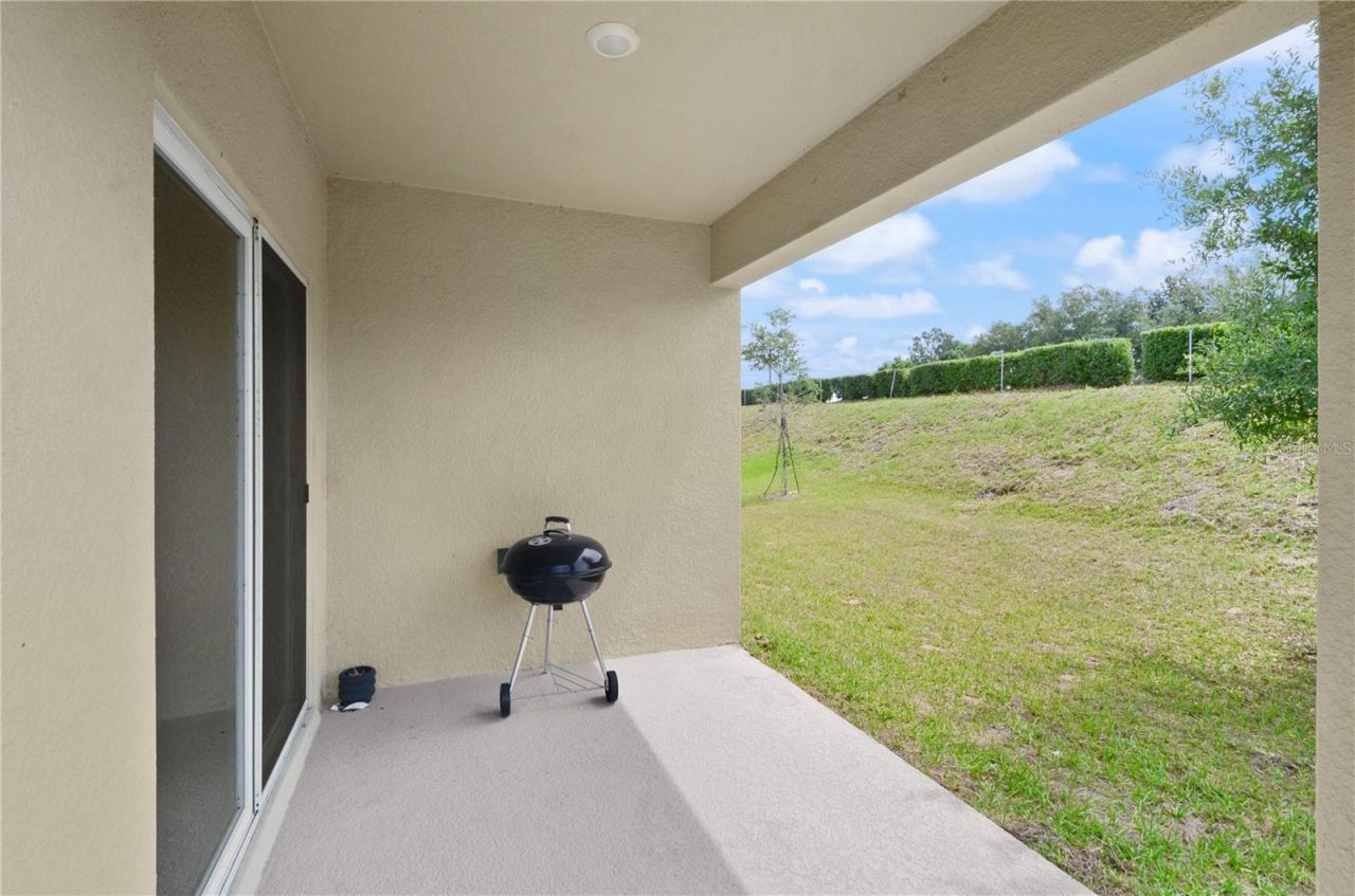 3235 Blue Crab Drive , Tavares, FL 32778 Photo