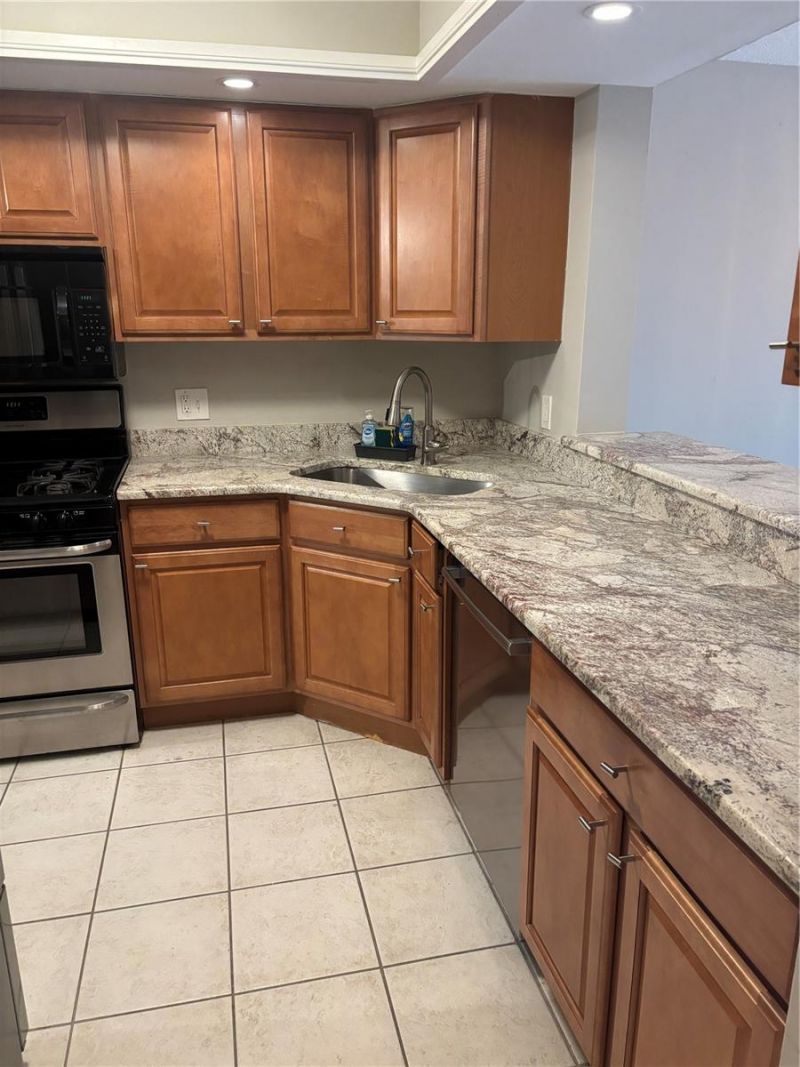 5400 Park Street N, Unit 108, Saint Petersburg, FL 33709 Photo