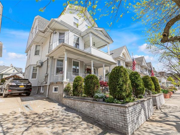 94-25 85th Road, Woodhaven, NY 11421