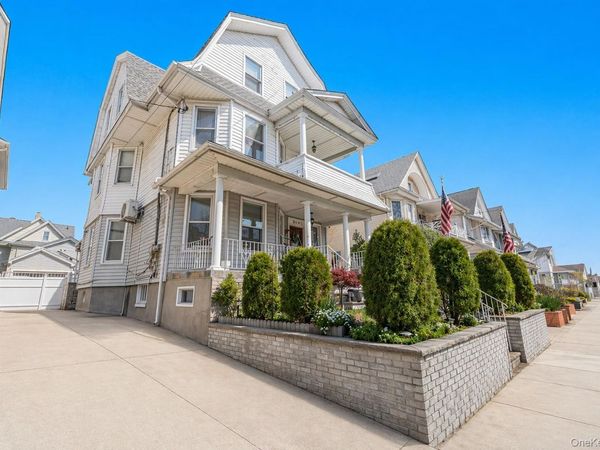 94-25 85th Road, Woodhaven, NY 11421