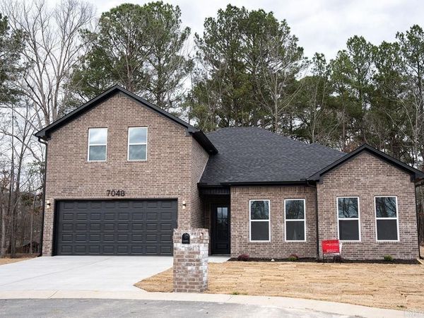 7048 Agua Blanca Boulevard , Shannon Hills, AR 72103