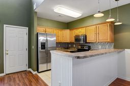 147 Chenoa Dr. photo 4