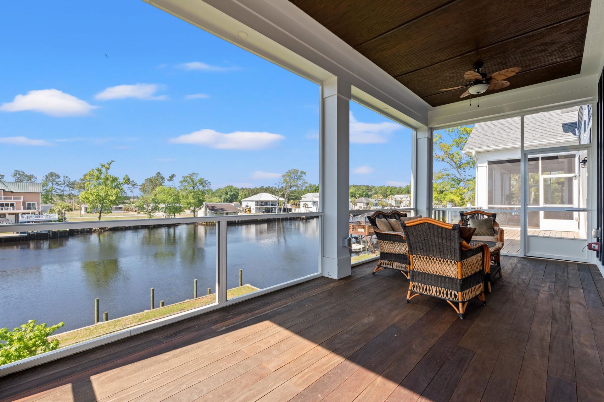 2618 Riverside Dr. Photo 18
