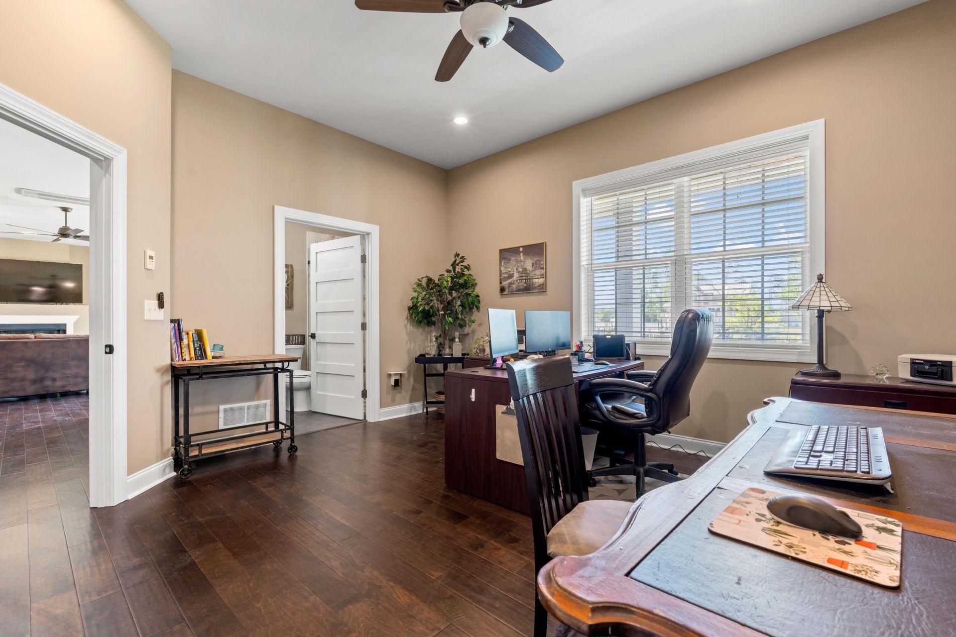 2618 Riverside Dr. Photo 38