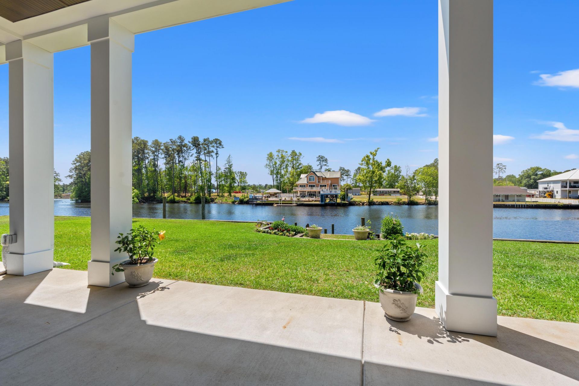2618 Riverside Dr. Photo 41