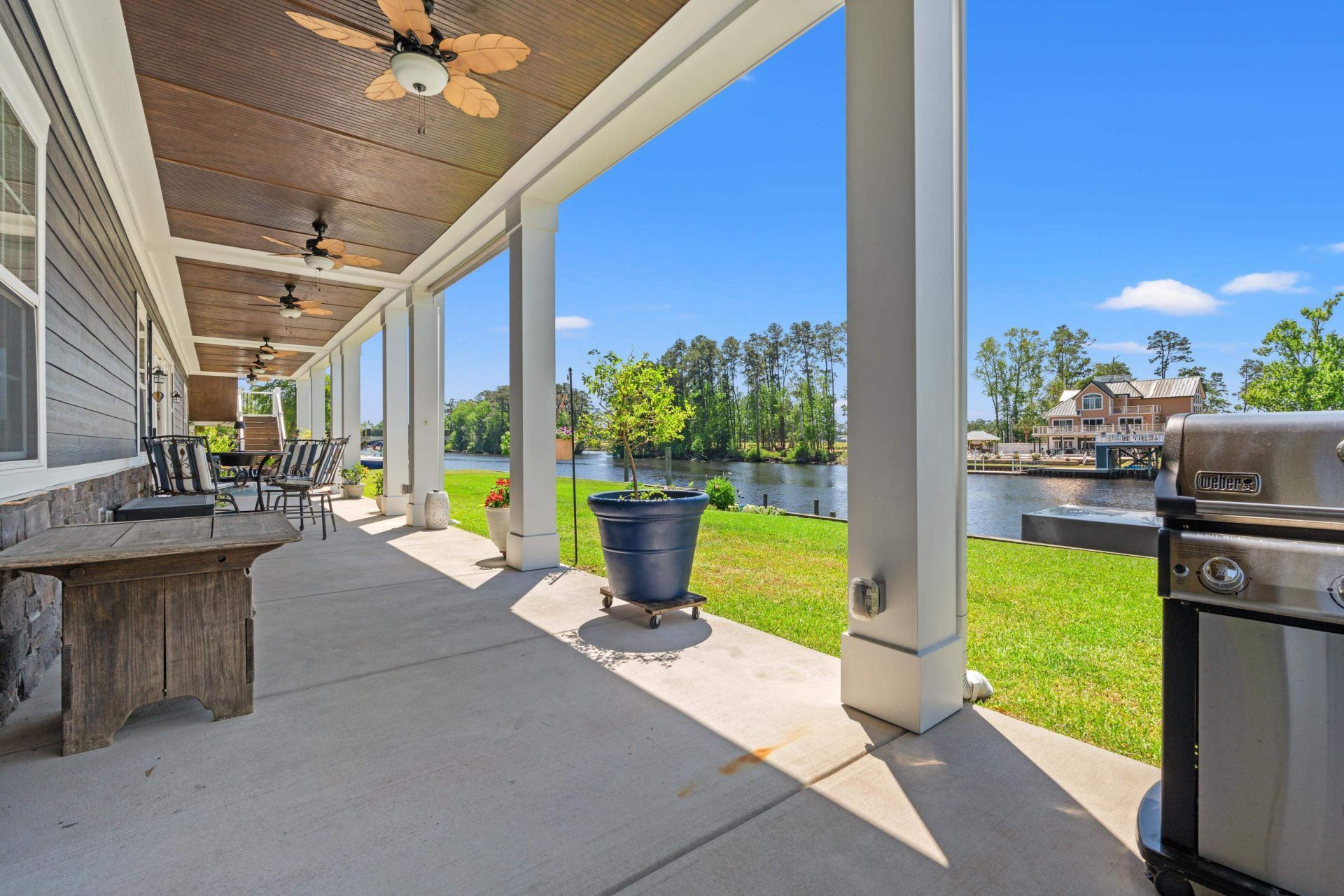 2618 Riverside Dr. Photo 42