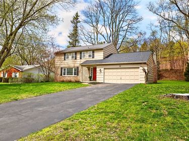 19 Bretton Woods Drive , Rochester, NY 14618