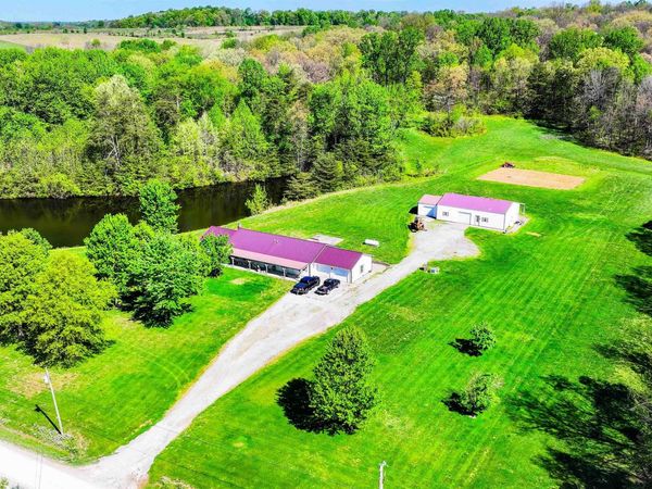 4115 E Olive Branch Road, Bloomfield, IN 47424