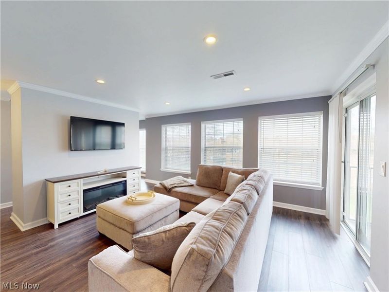 240 Fox Hollow Drive , Unit 309, Mayfield Heights, OH 44124 Photo 3