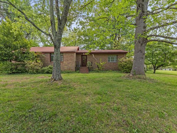 1400 Holders Cove Rd , Winchester, TN 37398