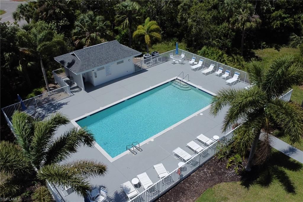 1215 Sarah Jean Cir, Unit J205, Naples, FL 34110 Photo