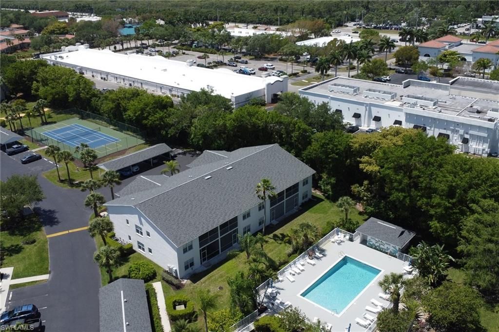 1215 Sarah Jean Cir, Unit J205, Naples, FL 34110 Photo