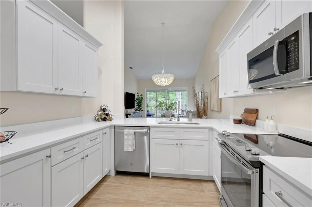 1215 Sarah Jean Cir, Unit J205, Naples, FL 34110 Photo