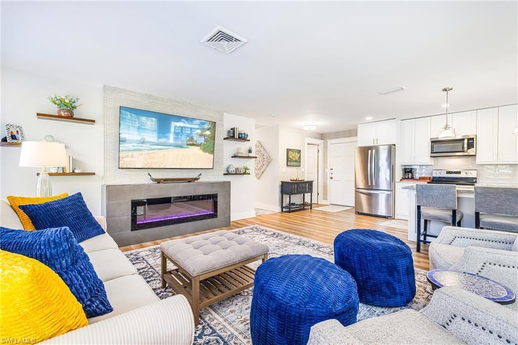 13520 Stratford Place Cir , Unit 201, Fort Myers, FL 33919 Photo