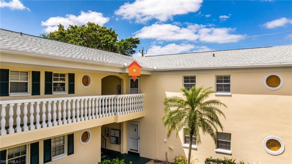 13520 Stratford Place Cir, Unit 201, Fort Myers, FL 33919 Photo