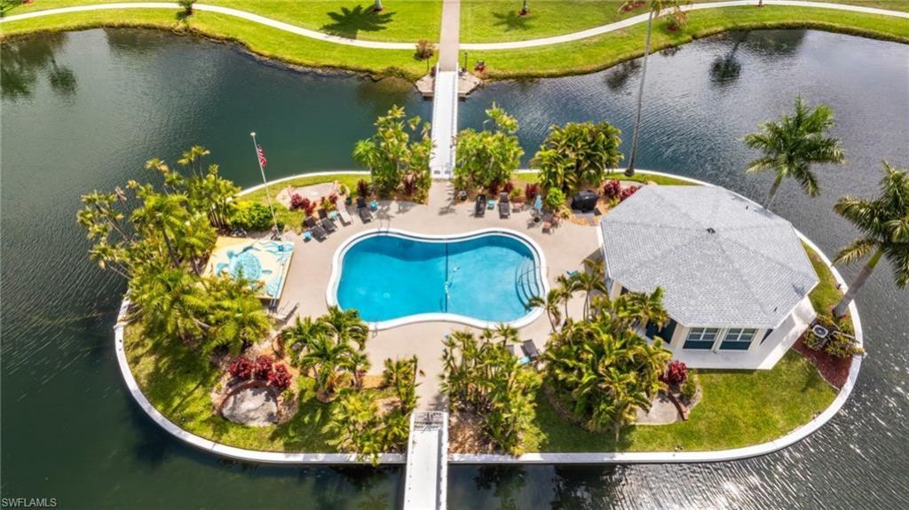 13520 Stratford Place Cir, Unit 201, Fort Myers, FL 33919 Photo
