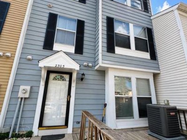 2303 GREENWOOD DR , LINDENWOLD, NJ 08021