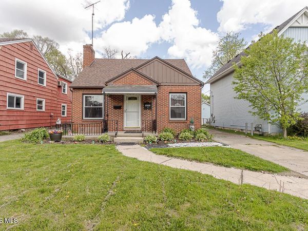 2906 Powhattan Parkway, Toledo, OH 43606