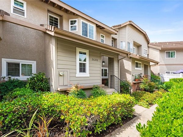 26282 Hanover, Laguna Hills, CA 92653