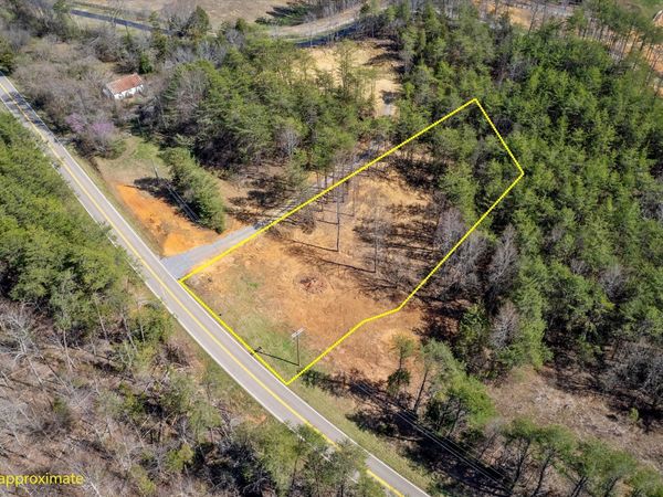 4536 Six Mile Rd, Maryville, TN 37803