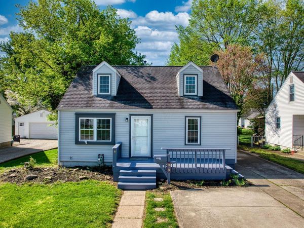 989 Davis Avenue, Newark, OH 43055