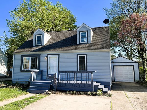 989 Davis Avenue, Newark, OH 43055