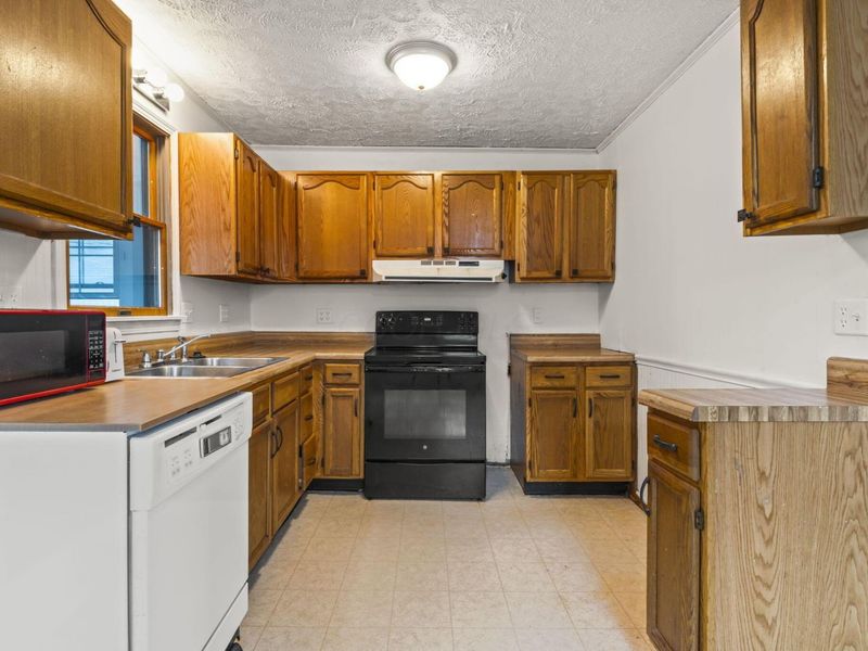 989 Davis Avenue, Newark, OH 43055 Photo 5