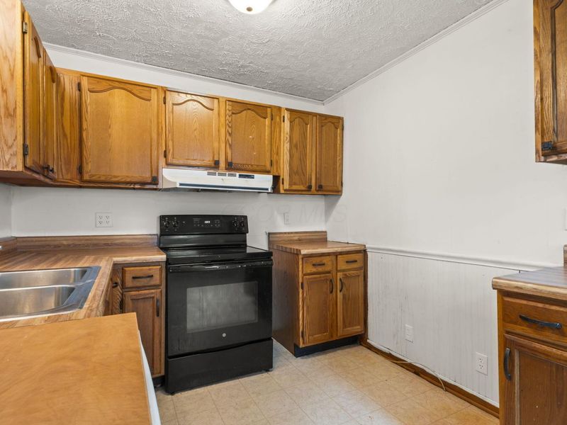 989 Davis Avenue, Newark, OH 43055 Photo 8