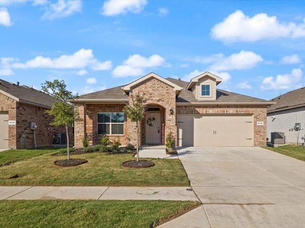 9732 Serviceberry Lane, Fort Worth, TX 76036