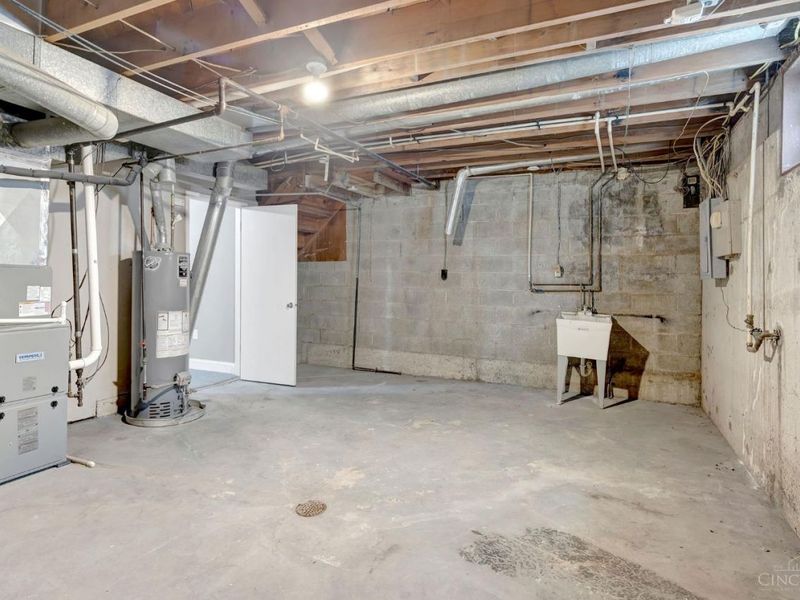 2687 Westwood Northern Boulevard, Unit B3, Cincinnati, OH 45211 Photo 26