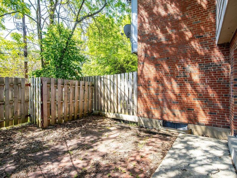 2687 Westwood Northern Boulevard, Unit B3, Cincinnati, OH 45211 Photo 29