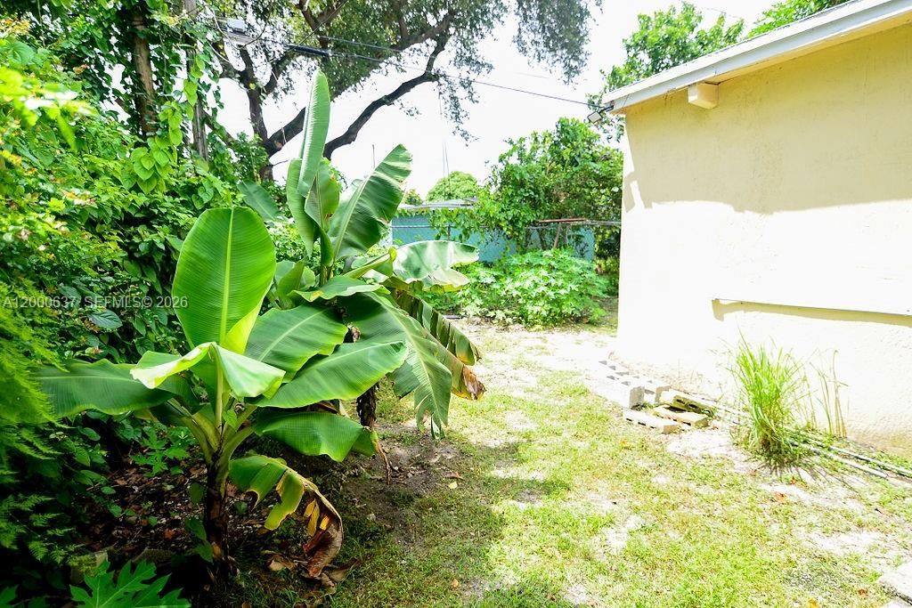 298 NW 104th St, Miami, FL 33150 Photo