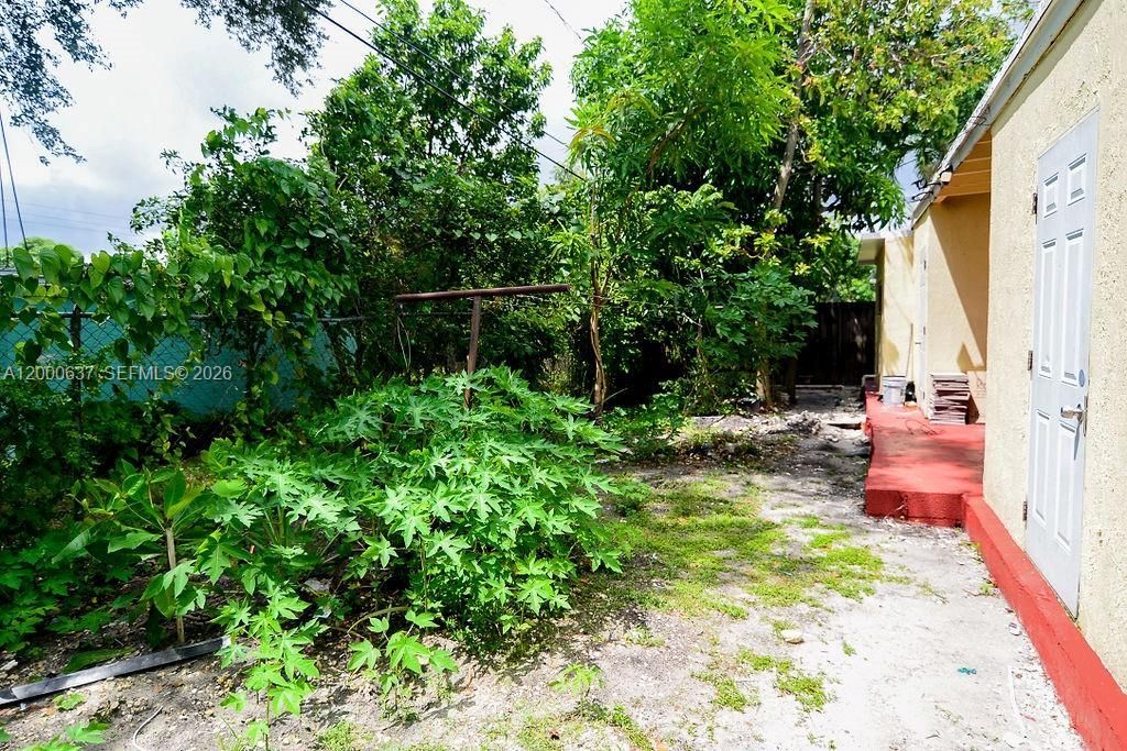 298 NW 104th St, Miami, FL 33150 Photo