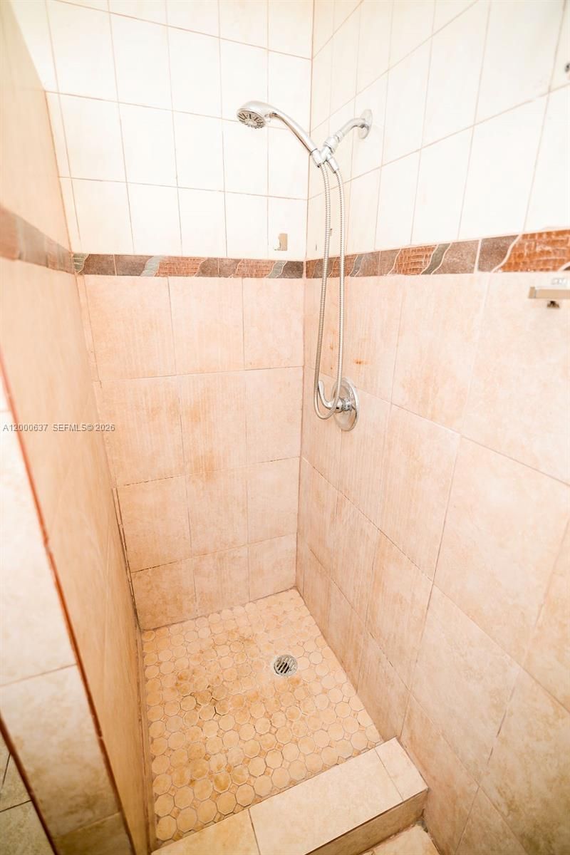 298 NW 104th St, Miami, FL 33150 Photo