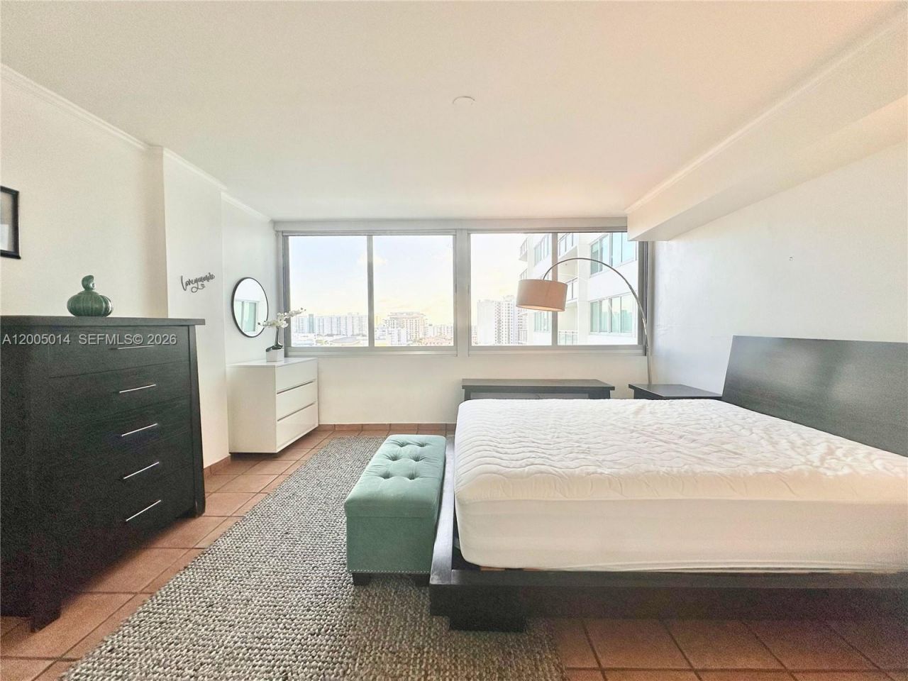 7135 Collins Ave , Unit 811, Miami Beach, FL 33141 Photo