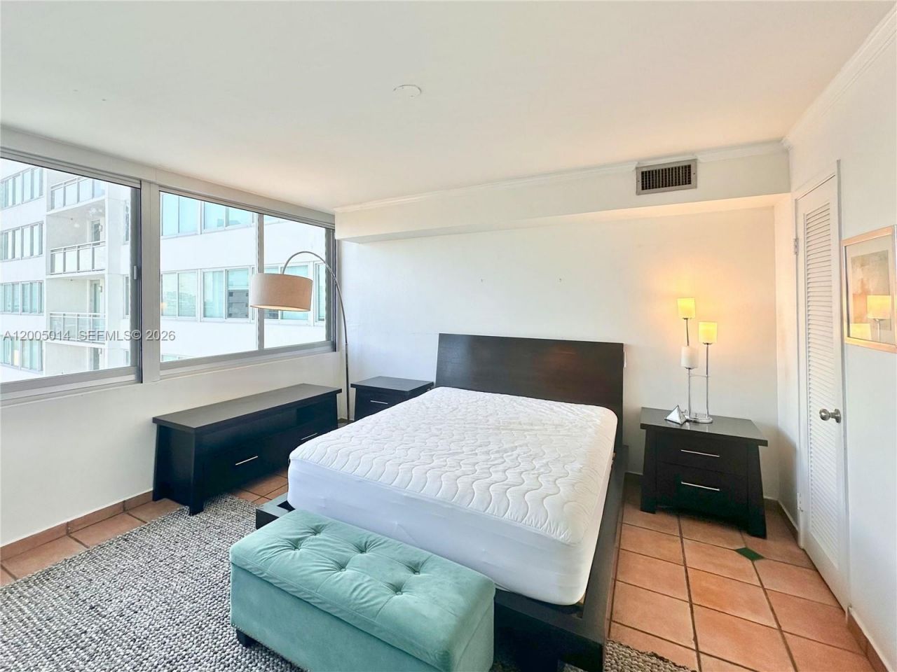 7135 Collins Ave , Unit 811, Miami Beach, FL 33141 Photo