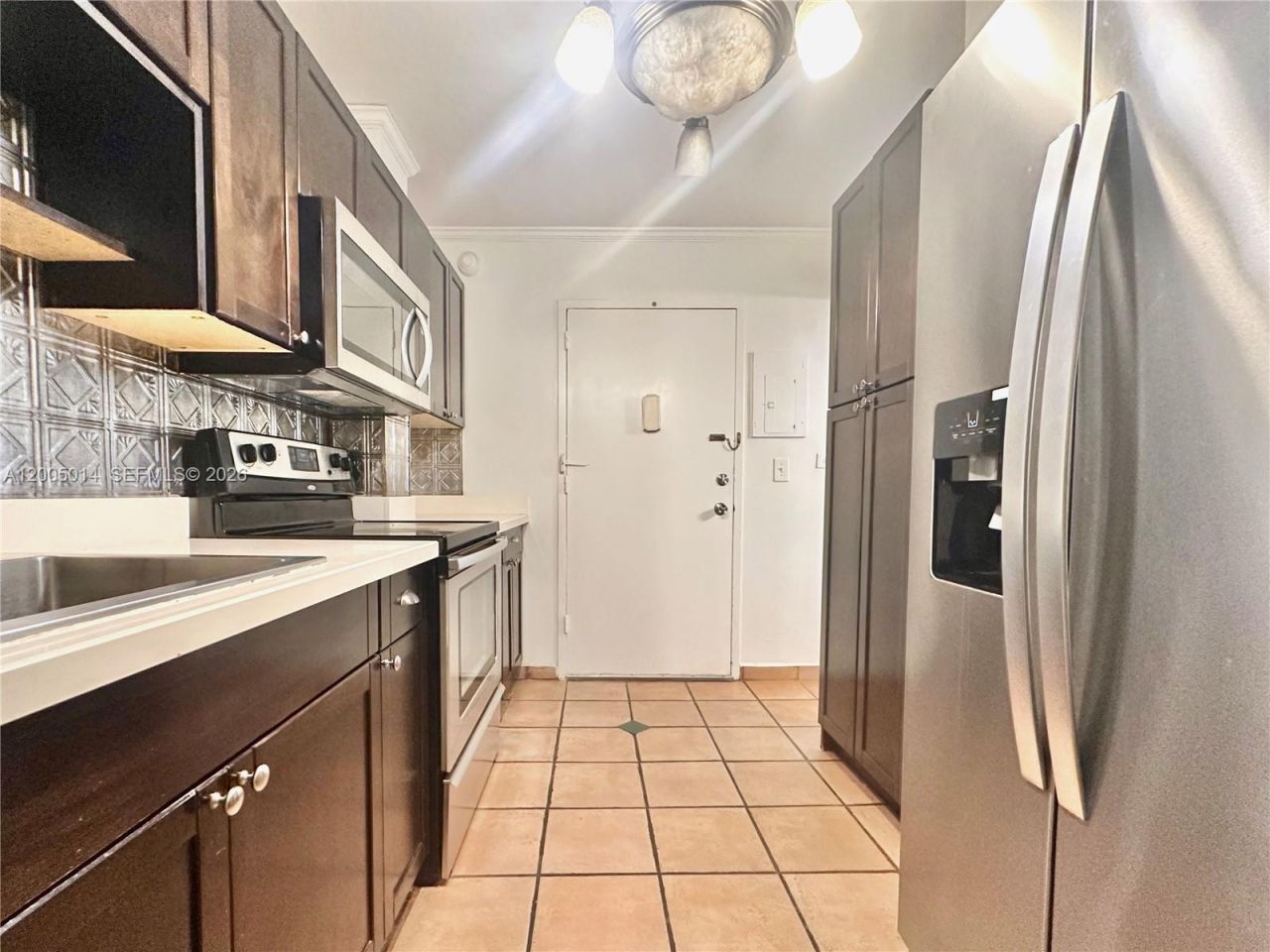 7135 Collins Ave , Unit 811, Miami Beach, FL 33141 Photo