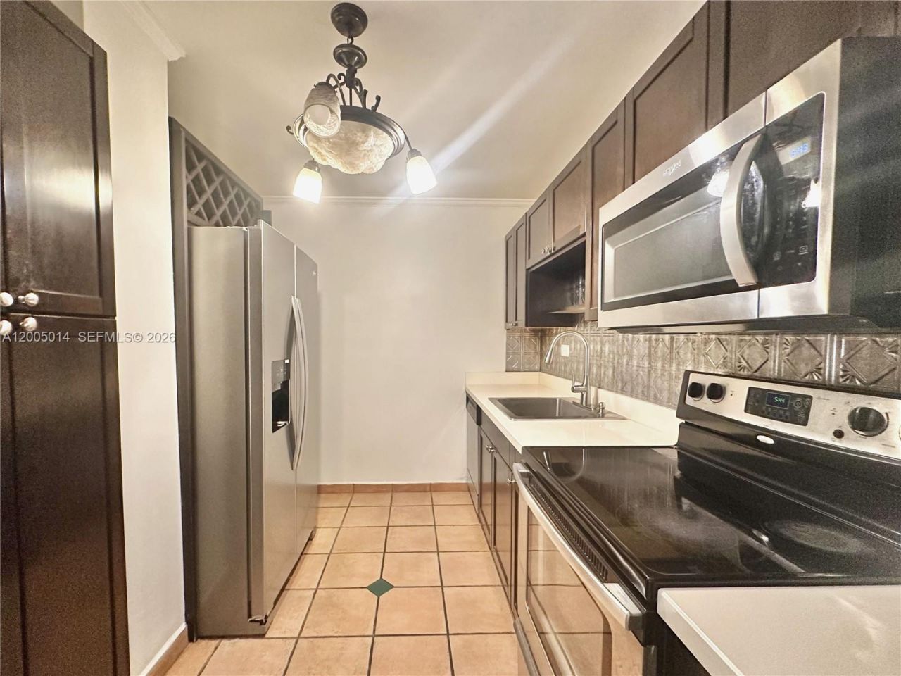 7135 Collins Ave , Unit 811, Miami Beach, FL 33141 Photo