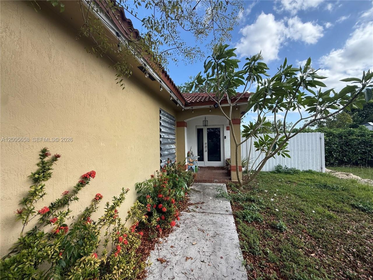 12390 SW 217th St, Miami, FL 33170 Photo