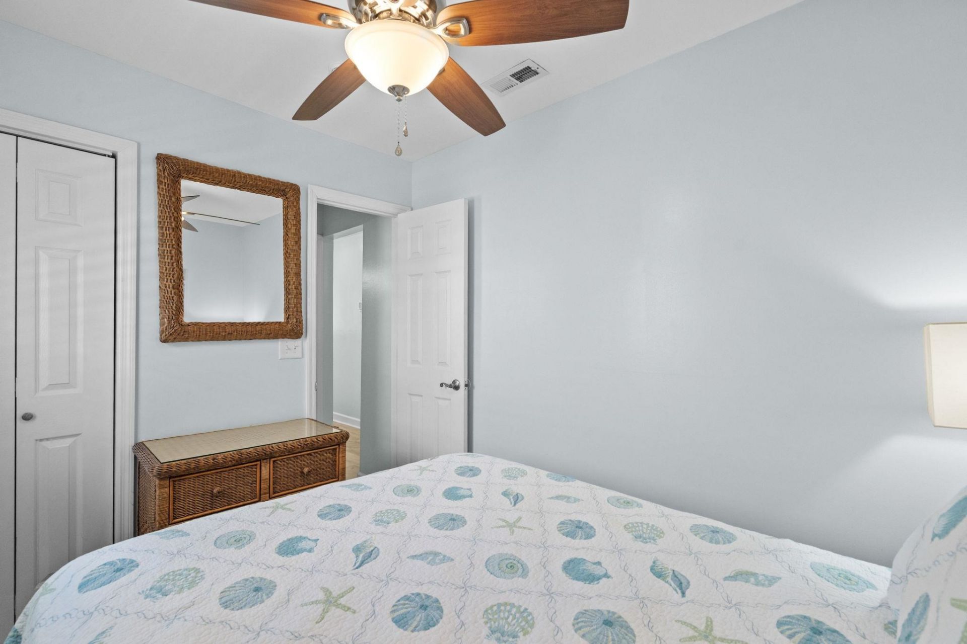 6001 - 5237 S Kings Hwy.  Photo 28