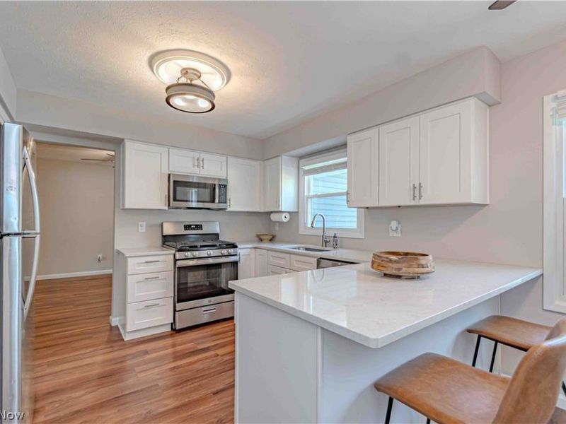 4154 Shelley Drive , North Olmsted, OH 44070 Photo 14