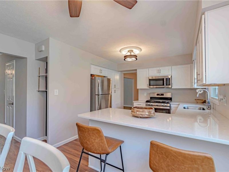 4154 Shelley Drive , North Olmsted, OH 44070 Photo 15